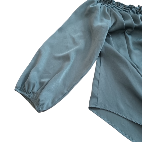 Top Off the Shoulder - Picture 8 of 12